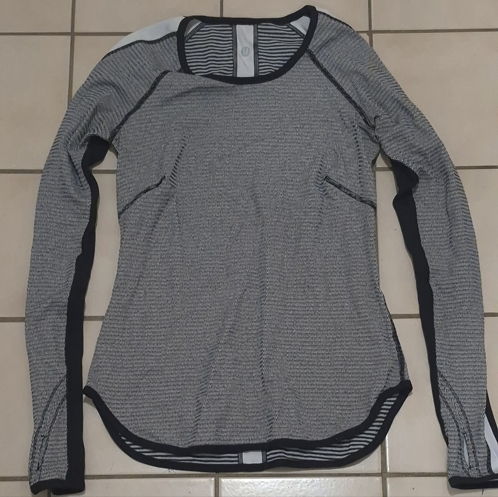 Lululemon Run: Runder Under Long Sleeve – Mini Check Pique Black/White (6)